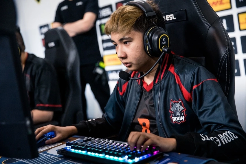 Мидер команды OG по Dota 2 объяснил важность ошибок для профессионального роста