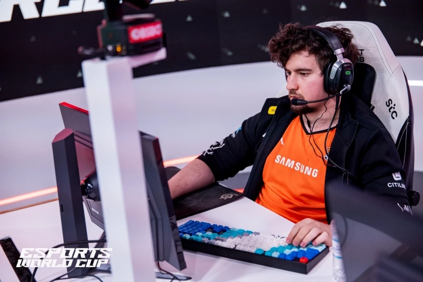 Экс-оффлейнер VP по Dota 2 признался в неудачной перестройке стиля